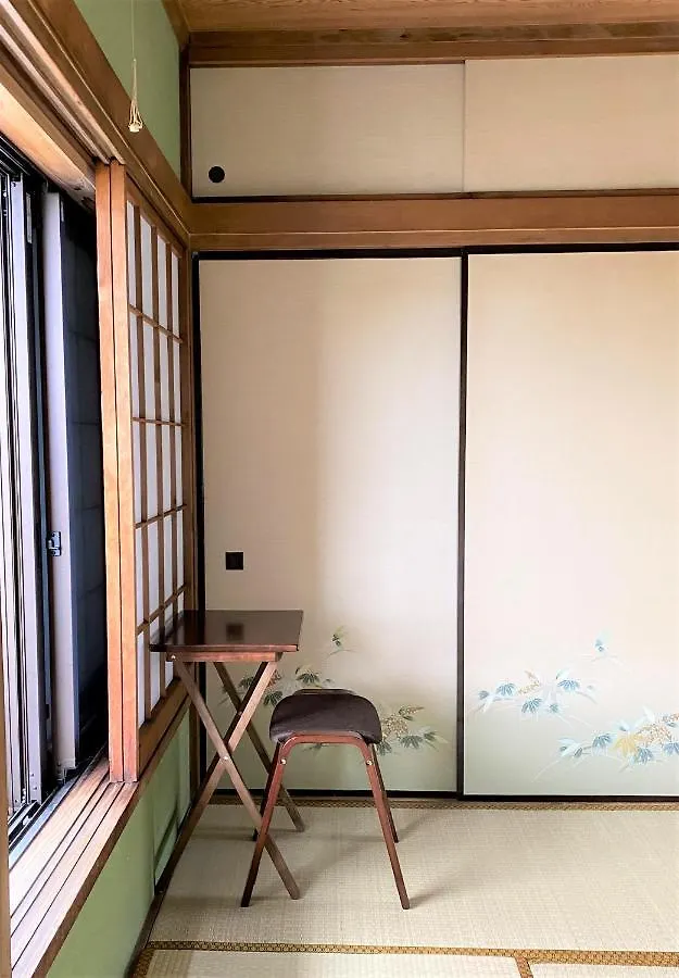 Apartment 湘南の丘のヴィラーtatami Room Fujisawa